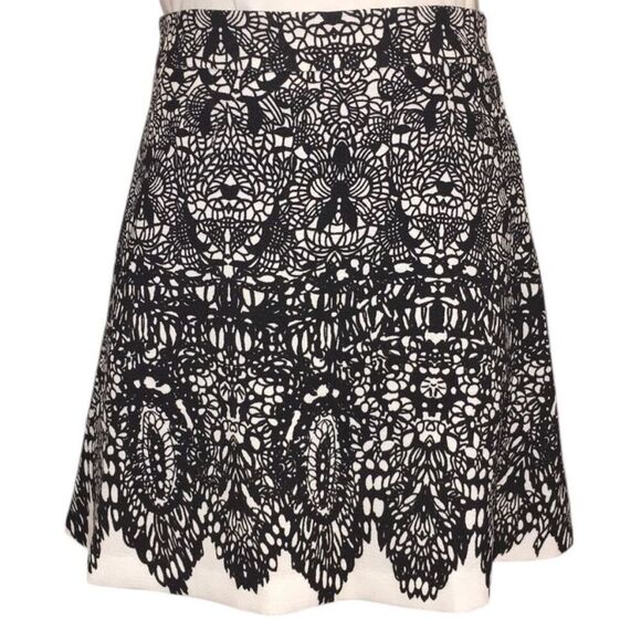 ✨L’ATISTE by Amy Designer Boho Flared Black White Sz Small Skirt✨ - Picture 1 of 6